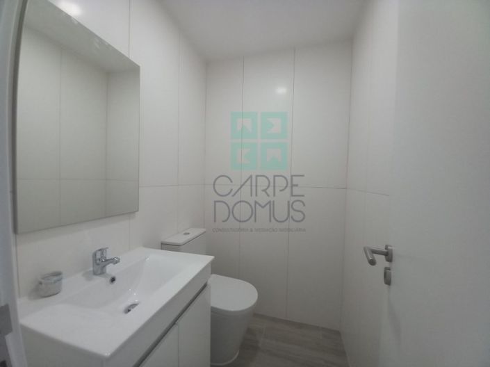 Image No.23-3 Bed Apartment for sale