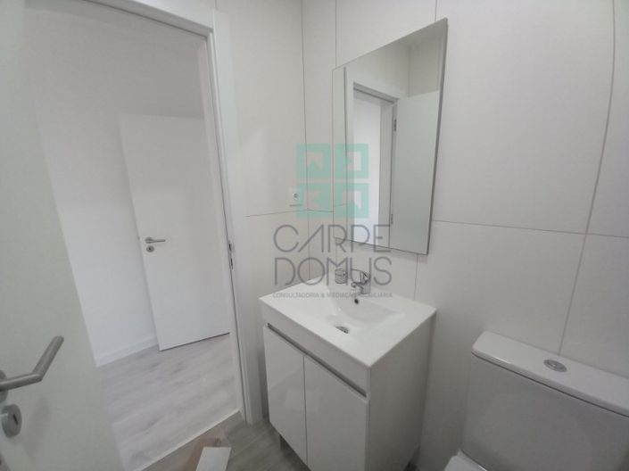 Image No.24-3 Bed Apartment for sale