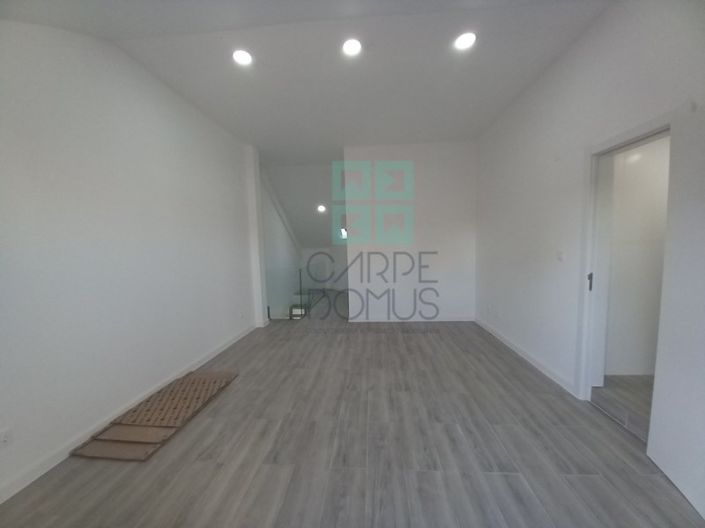Image No.41-3 Bed Apartment for sale