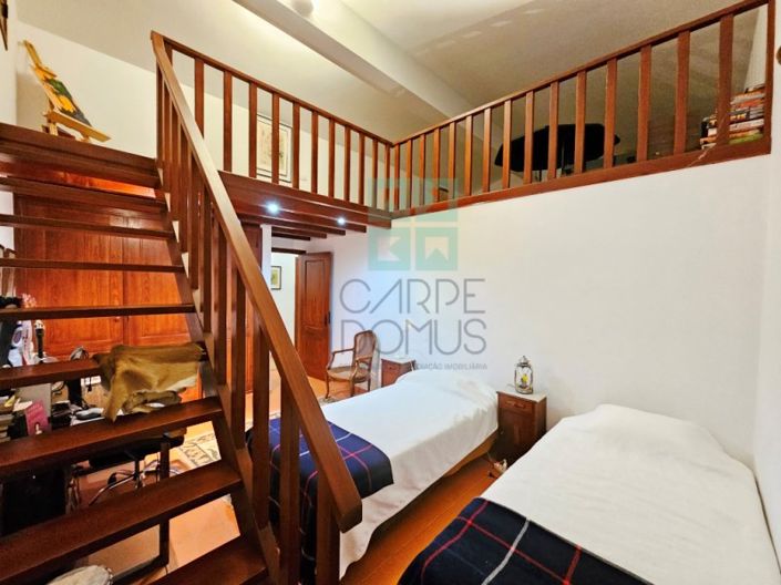 Image No.55-5 Bed Farmhouse for sale