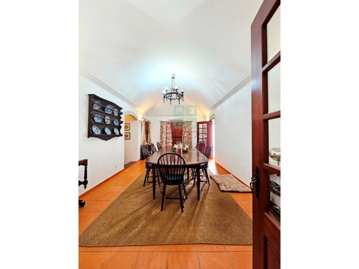 Image No.50-5 Bed Farmhouse for sale