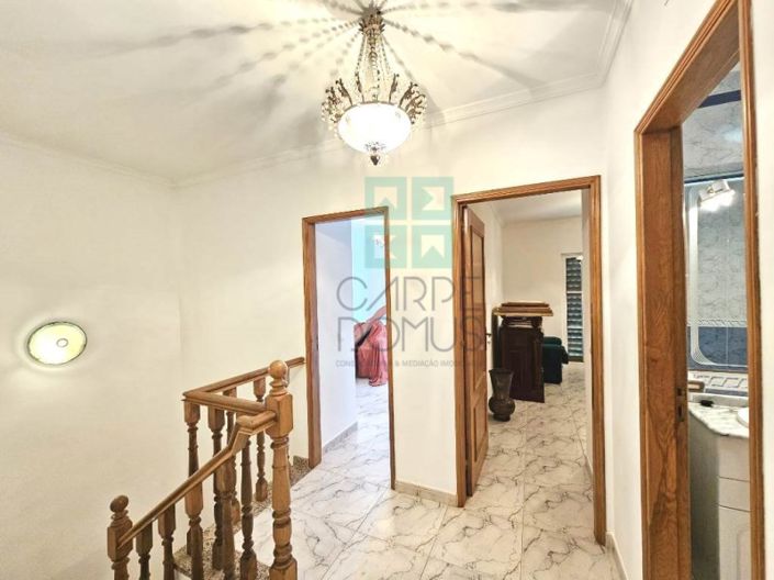 Image No.17-4 Bed House for sale