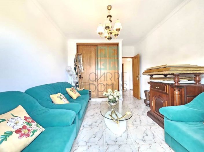 Image No.24-4 Bed House for sale