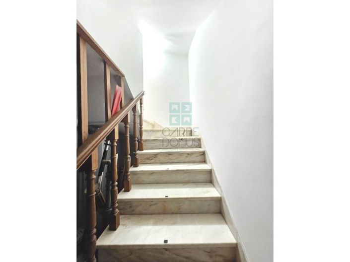 Image No.29-4 Bed House for sale