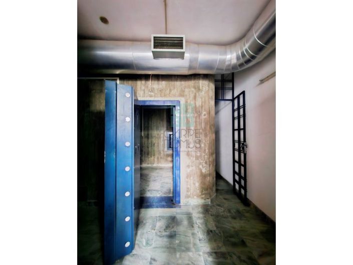 Image No.32-House for sale