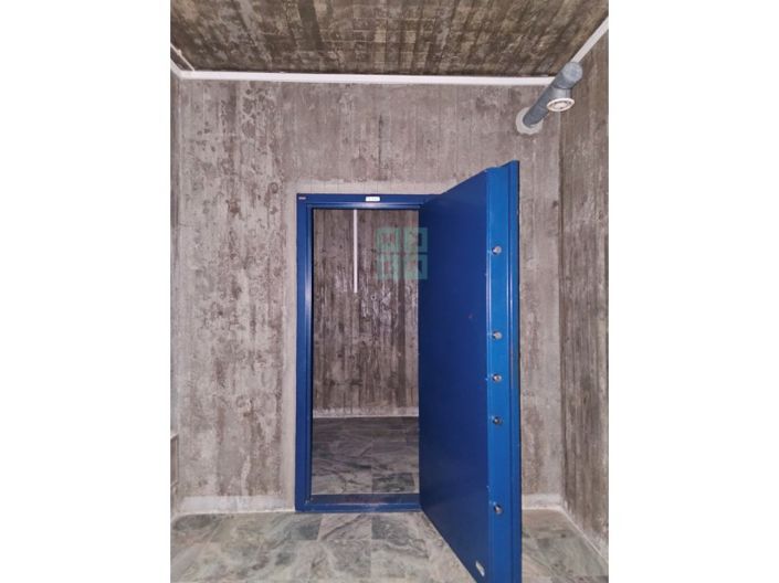 Image No.29-Commercial for sale