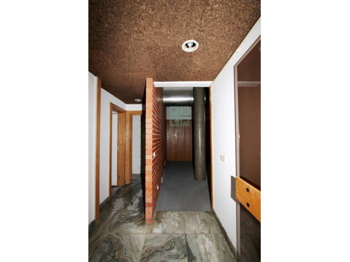 Image No.33-Commercial for sale