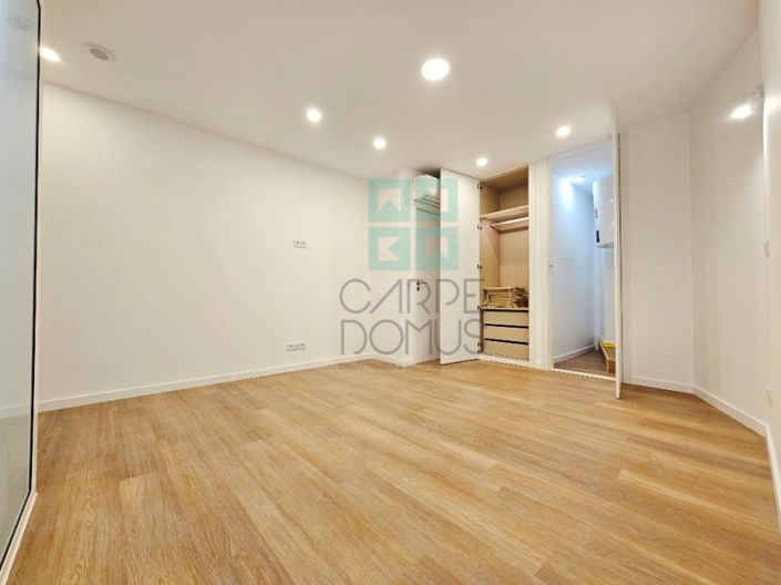 Image No.36-1 Bed Apartment for sale