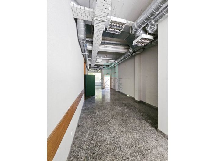 Image No.25-Commercial for sale