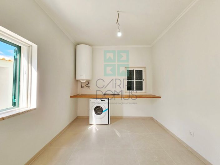 Image No.21-5 Bed House for sale