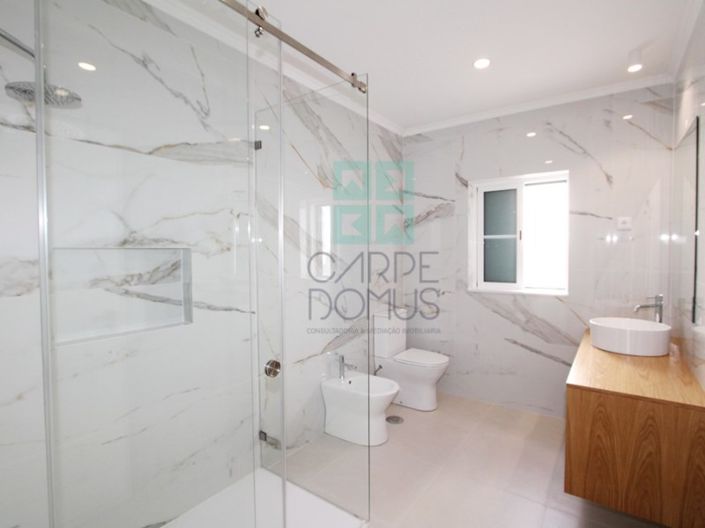 Image No.27-5 Bed House for sale