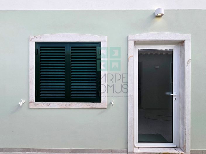 Image No.52-5 Bed House for sale