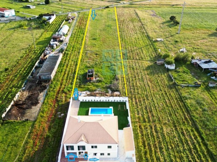 Image No.8-5 Bed House for sale