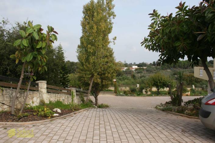 Image No.9-5 Bed Villa / Detached for sale