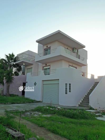 Image No.1-3 Bed Villa for sale