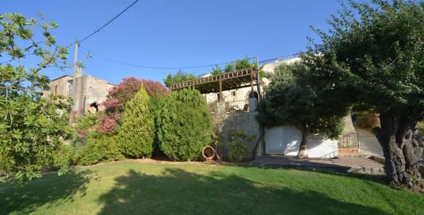 Image No.17-4 Bed Country Property for sale