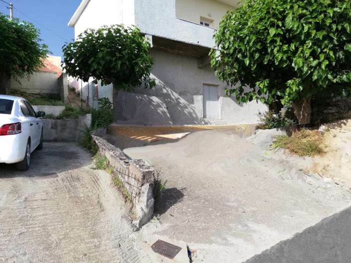 Image No.1-Propriété à vendre à Maleme