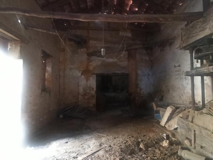 Image No.9-7 Bed Property for sale