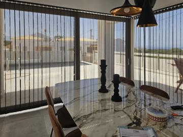 dining-table-1a
