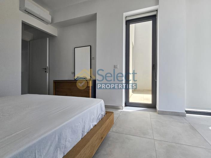 Image No.20-3 Bed Villa for sale