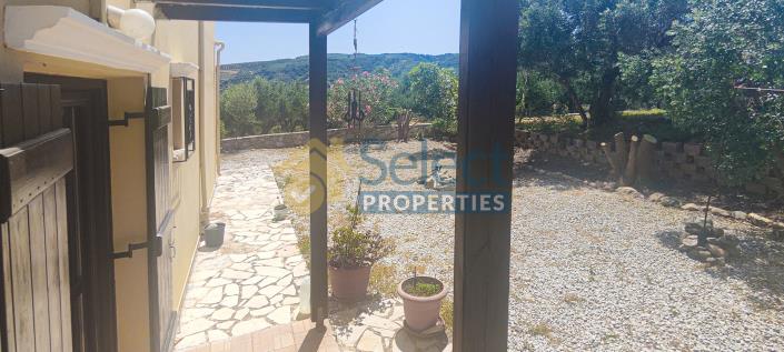 Image No.3-Maison de 2 chambres à vendre à Voukolies