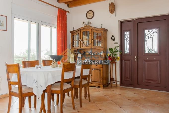 Image No.9-2 Bed Maisonette for sale