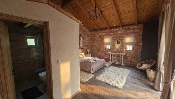 Image No.4-2 Bed Villa for sale