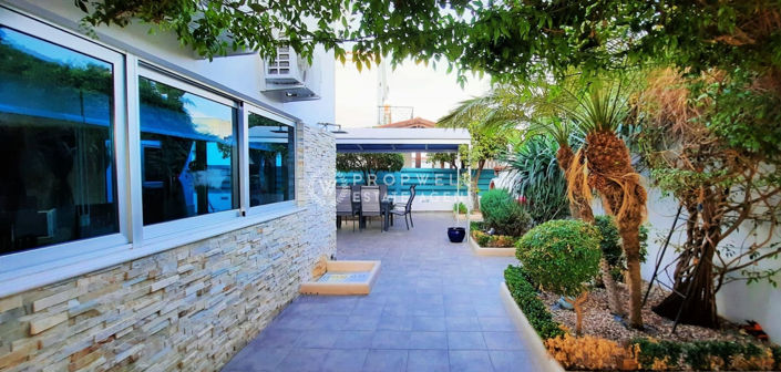 Image No.17-5 Bed Villa for sale