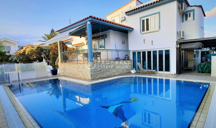 Image No.34-5 Bed Villa for sale