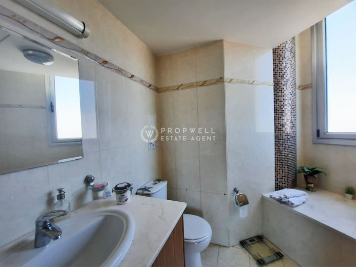 Image No.21-3 Bed Apartment for sale