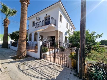1 - Kiti, Maison