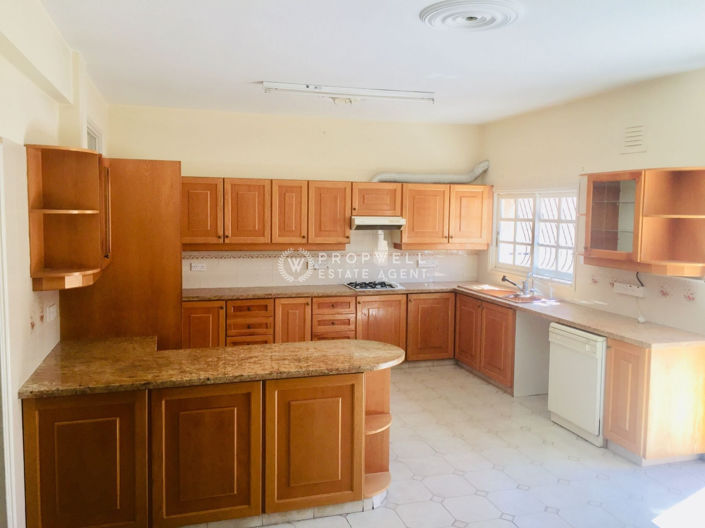 Image No.2-3 Bed House for sale