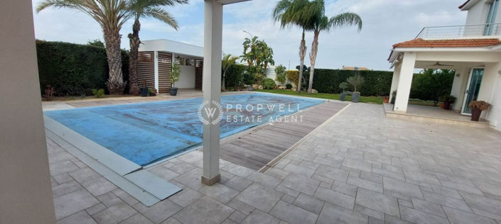 Image No.11-Maison de 4 chambres à vendre à Oroklini