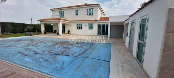 Image No.15-Maison de 4 chambres à vendre à Oroklini