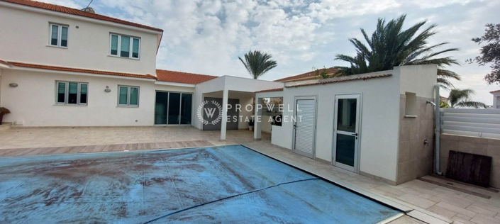 Image No.19-Maison de 4 chambres à vendre à Oroklini