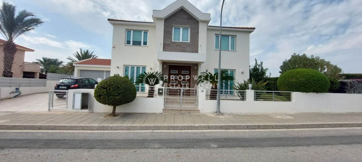 Image No.32-Maison de 4 chambres à vendre à Oroklini