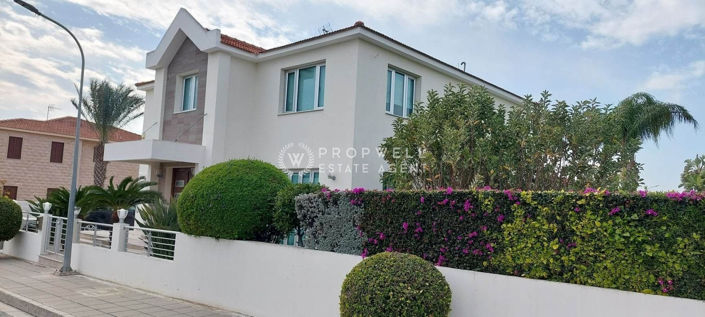 Image No.33-Maison de 4 chambres à vendre à Oroklini