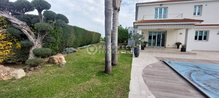 Image No.5-Maison de 4 chambres à vendre à Oroklini