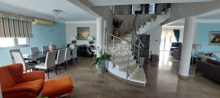 Image No.6-Maison de 4 chambres à vendre à Oroklini