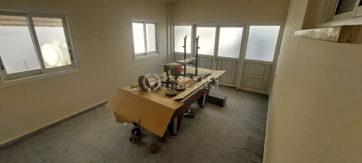 Image No.9-Villa de 5 chambres à vendre à Aradippou