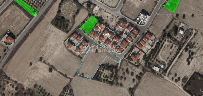 Image No.2-Terre à vendre à Alethriko