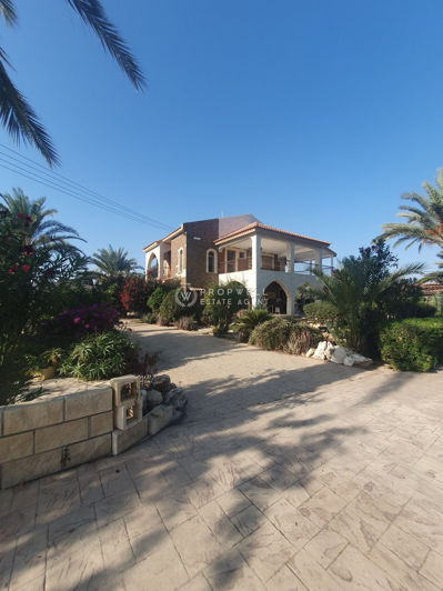 Image No.4-5 Bed Villa for sale