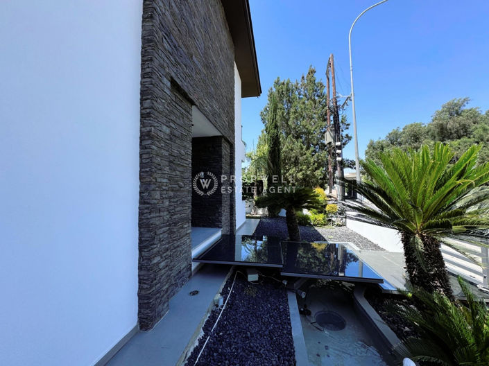 Image No.11-4 Bed House for sale