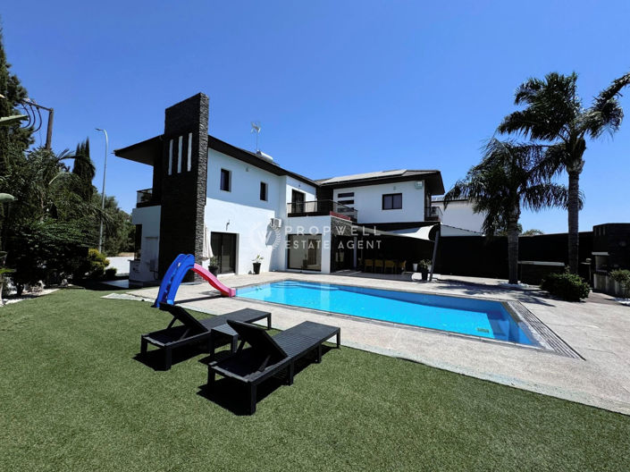 Image No.19-4 Bed House for sale