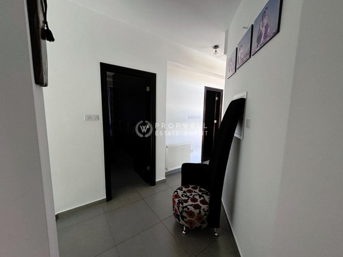 Image No.22-4 Bed House for sale