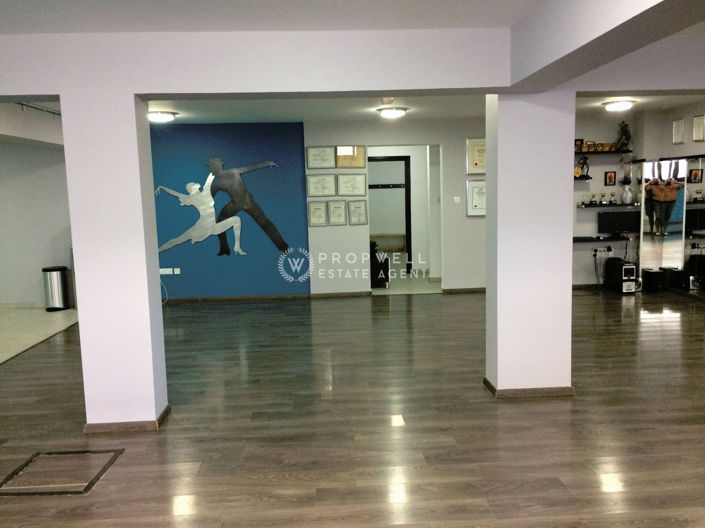 Image No.30-4 Bed House for sale