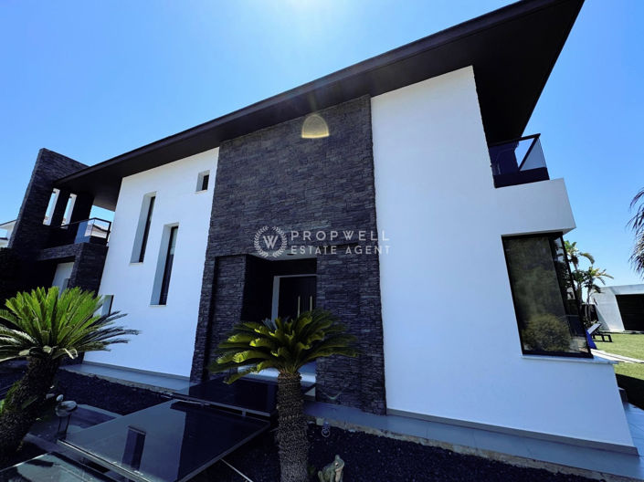 Image No.7-4 Bed House for sale