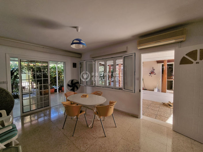 Image No.21-Maison de 4 chambres à vendre à Meneou