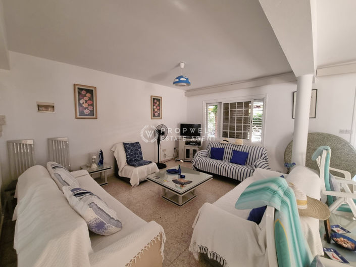 Image No.22-Maison de 4 chambres à vendre à Meneou