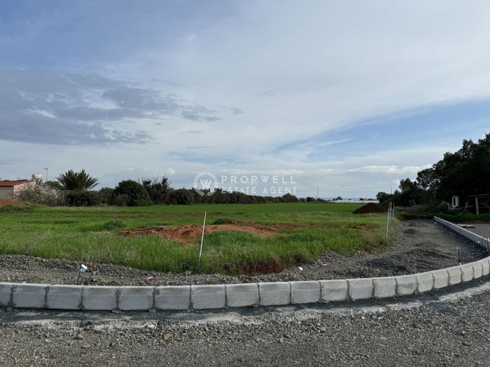 Image No.10-Terrain à vendre à Mazotos